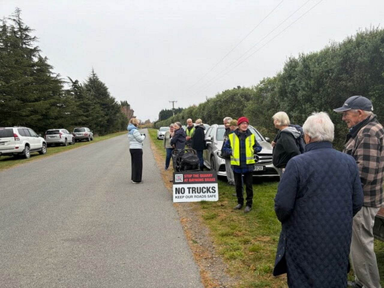 Residents blocked Baynons Rd on Monday morning. Photo: supplied by Juliet Edwards