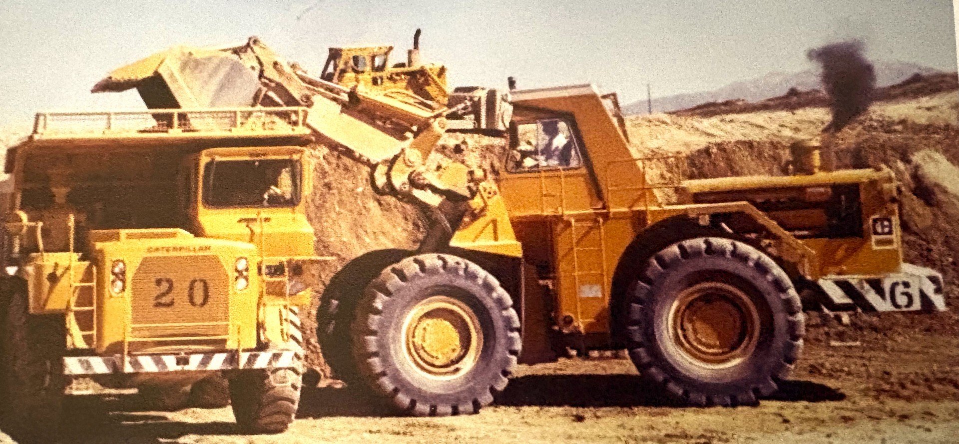 The latest addition to the Twizel Heritage Machinery display, a 992B cat loader, in action....