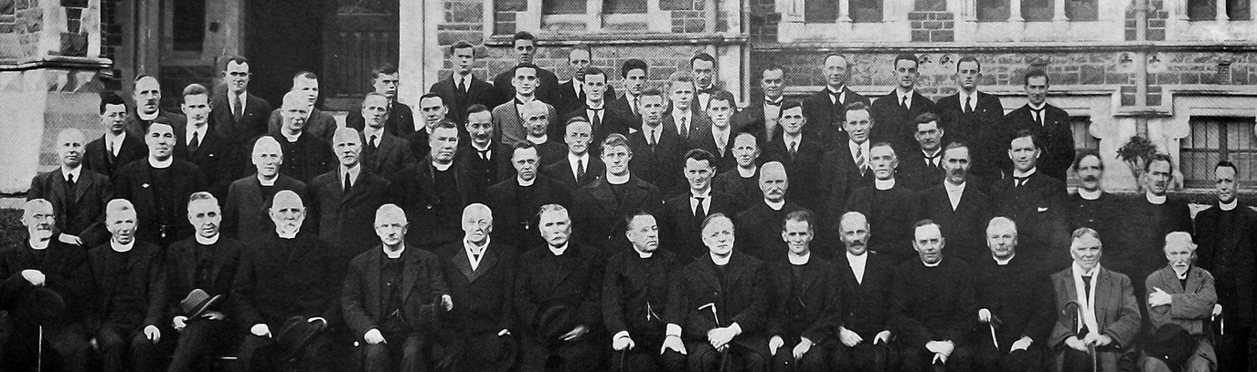 Jubilee of the Presbyterian Theological Hall, Dunedin. Some past and present students and...