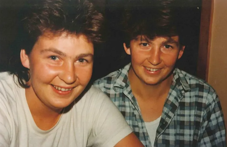 Lynda (left) and Jools on the road during the Peter Garrett tour. PHOTO: LARRY ROSS