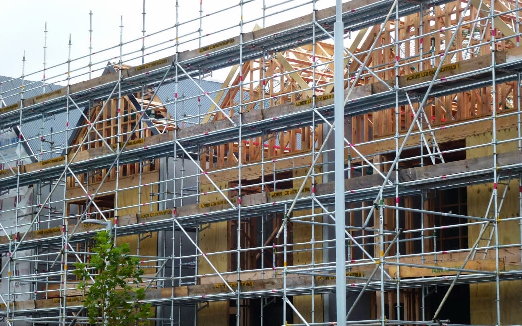 A set of townhouses under development in Auckland. Photo: RNZ 