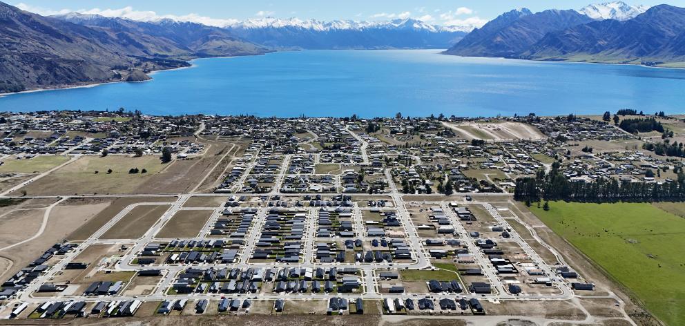 Lake Hāwea township. PHOTO: STEPHEN JAQUIERY