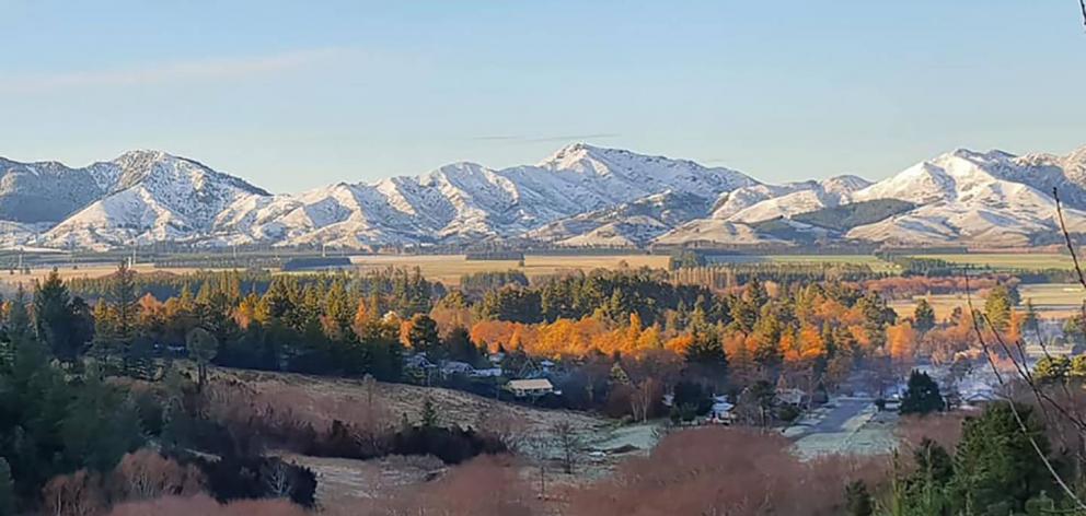 Snow on the heights around Hamner Springs yesterday. Photo: Canterbury Weather Updates