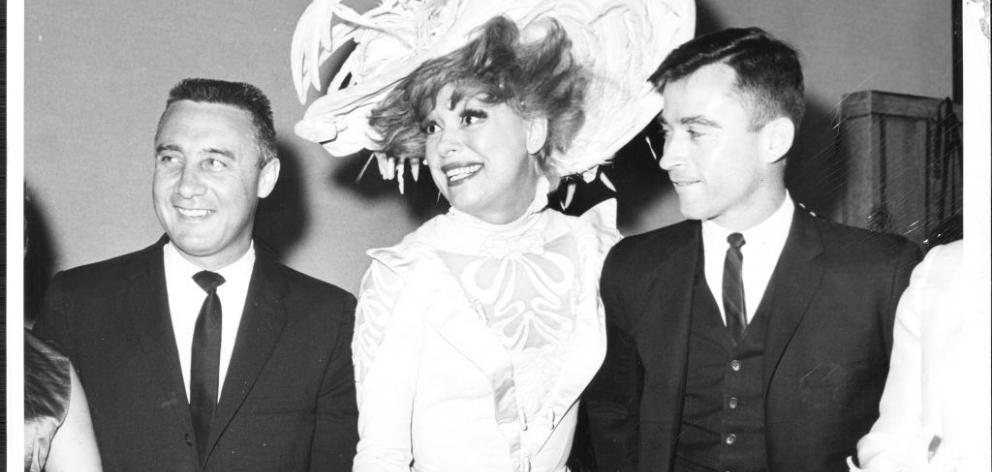'Hello, Dolly!' star Carol Channing met astronauts Virgil Grissom (left) and John Young of the 'Molly Brown' after her show in March 30, 1965. Photo: New York Times archive via Getty Images