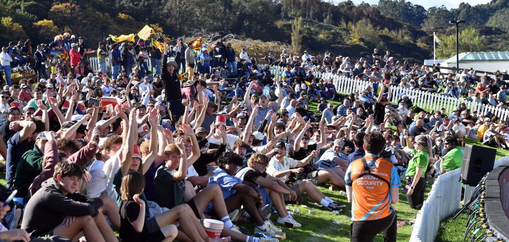 Nearly 3000 fans turned out at the University Oval yesterday afternoon to watch the Black Caps...