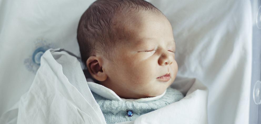 Babies were encouraged to learn to recognise when they need sleep. Photo: Gettty 
