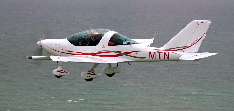 Glenn Martin in his Sting S4 microlight. Photo: Geoff Sloan