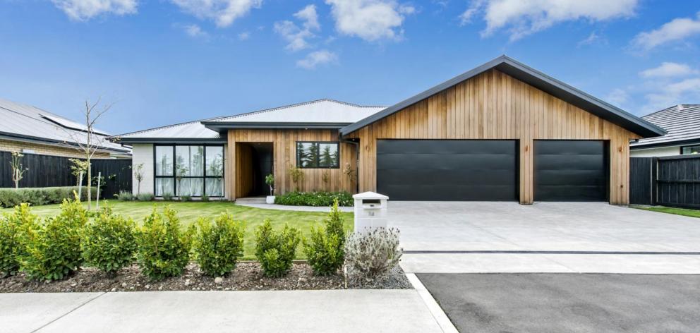 The RV for this Selwyn Rd home in Rolleston is $950,000. The purchase price was by negotiation....
