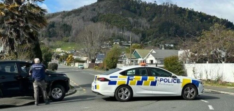 Police on Motueka St in Nelson. Photo: Supplied / RNZ