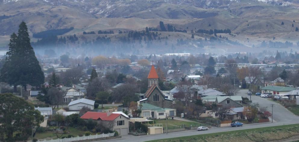 Smog over Cromwell. Photo: Lynda van Kempen