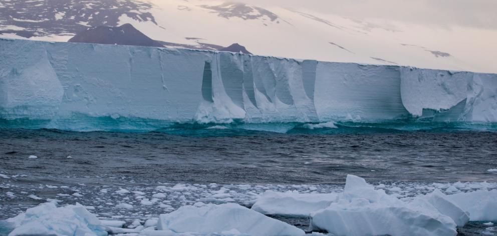 Ross Ice shelf in the Southern Ocean. Photo: Getty Images Ross Ice shelf in the Southern Ocean. Photo: Getty Images