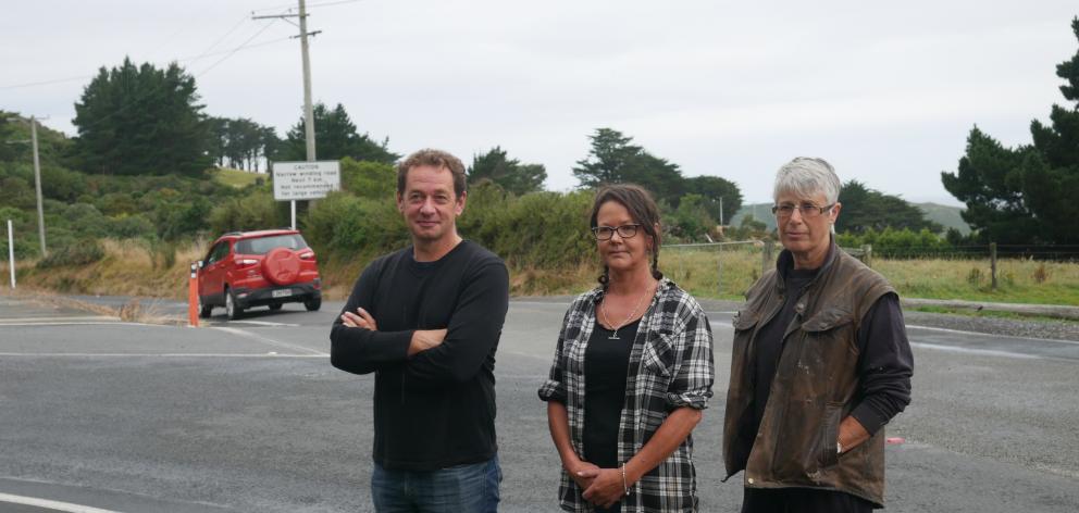 Concerned about the Highcliff and Camp Rds intersection are (from left) Larnach Castle director...