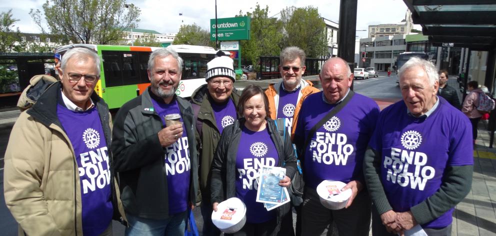 Rotary Dunedin members (from left) Garth Lucas, Bruce Cowan, John Drummond, Fiona Nyhof, Brian...