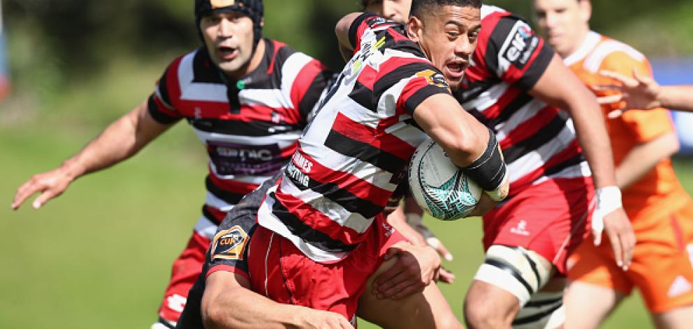 Counties Manukau's Augustine Pulu runs the ball up against Canterbury. Photo Getty Images
