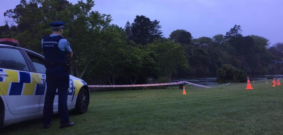 Police at the scene this morning. Photo NZ Herald