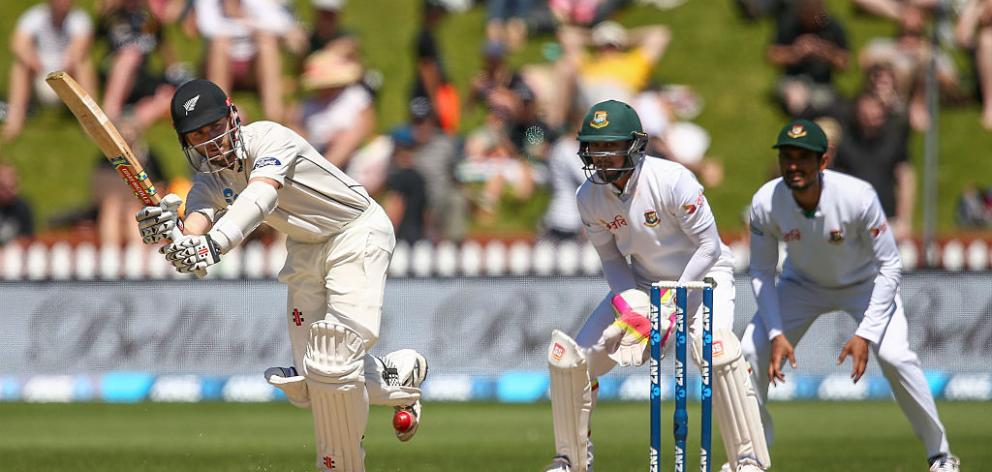 Kane Williamson scored a century in the second innings as New Zealand beat Bangladesh in the...