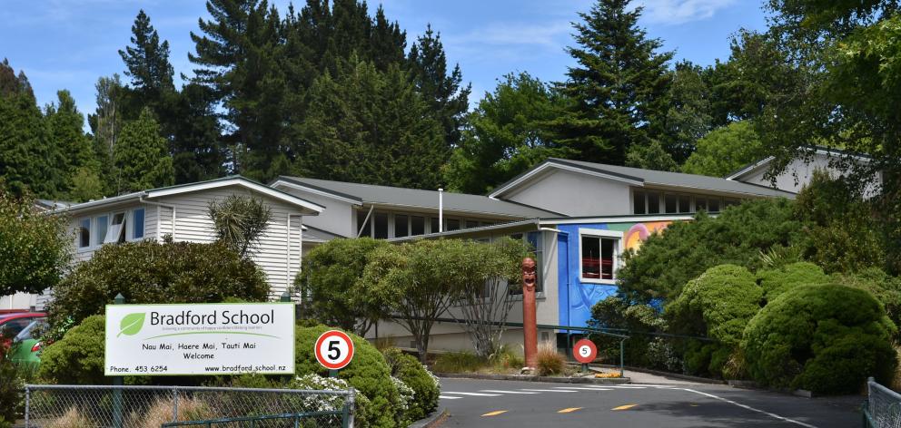 The entrance to Bradford School. Photo: Gregor Richardson.