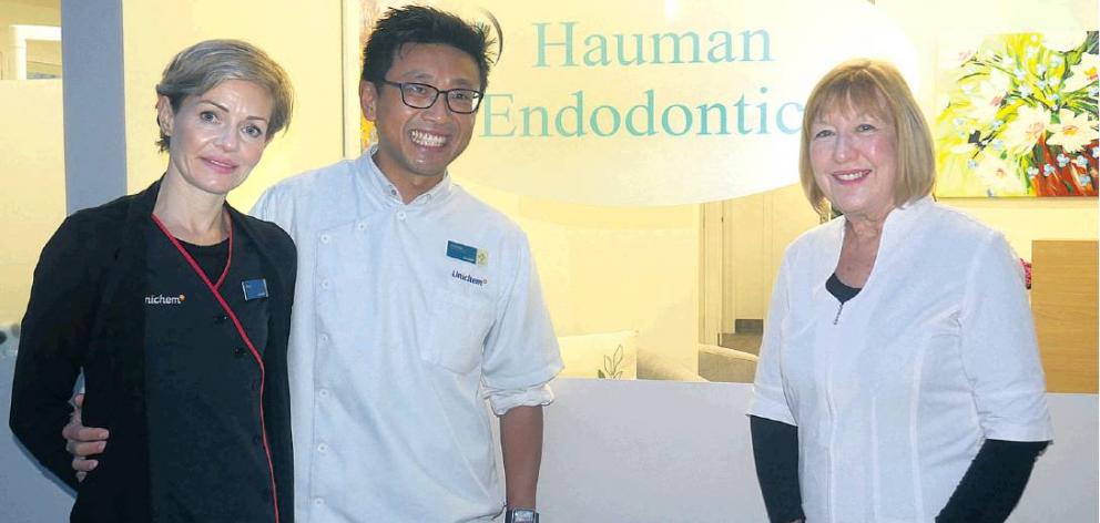 Unichem Roslyn Pharmacy Hauman Endodontics