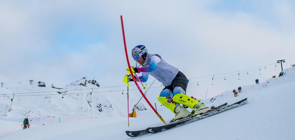 Top US ski-racer Lindsey Vonn trains at Coronet Peak, Queenstown yesterday. Photo: Coronet Peak.
