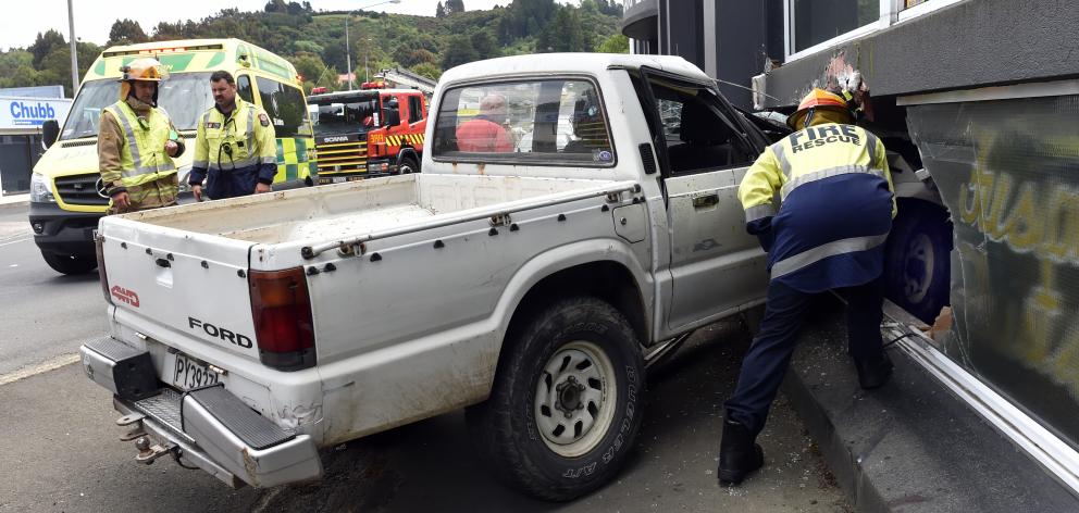 One Injured As Vehicle Crashes Into Building Otago Daily Times Online News