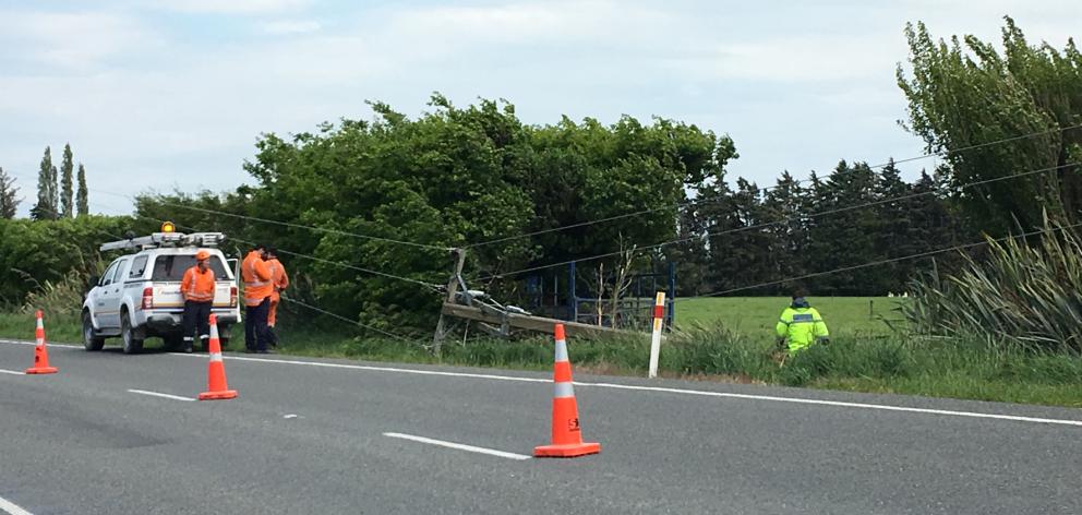 A crash brought powerlines down on State Highway 6 in Southland. Photo: Ben Waterworth 