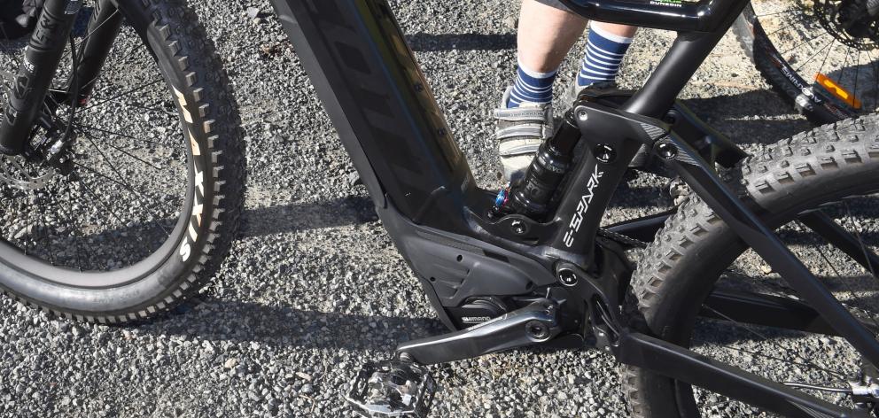 The compact Shimano Steps motor is punchy. Its performance is being hailed by reviewers. 