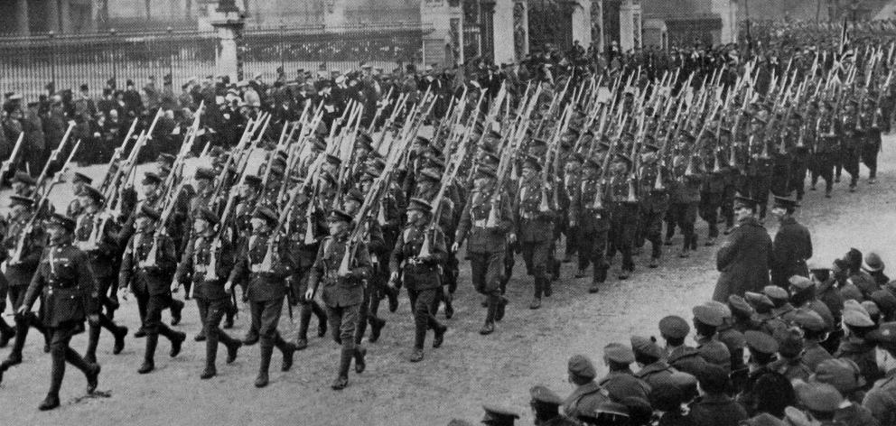 New Zealand troops marching in London during the official peace celebrations. - Otago Witness, 2.7.1919