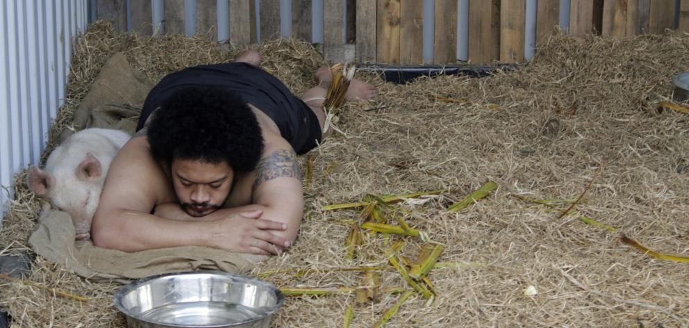 Kalisolaite ’Uhila in Pigs in the Yard (Performance Arcade, Auckland), 2011. Photo: Supplied