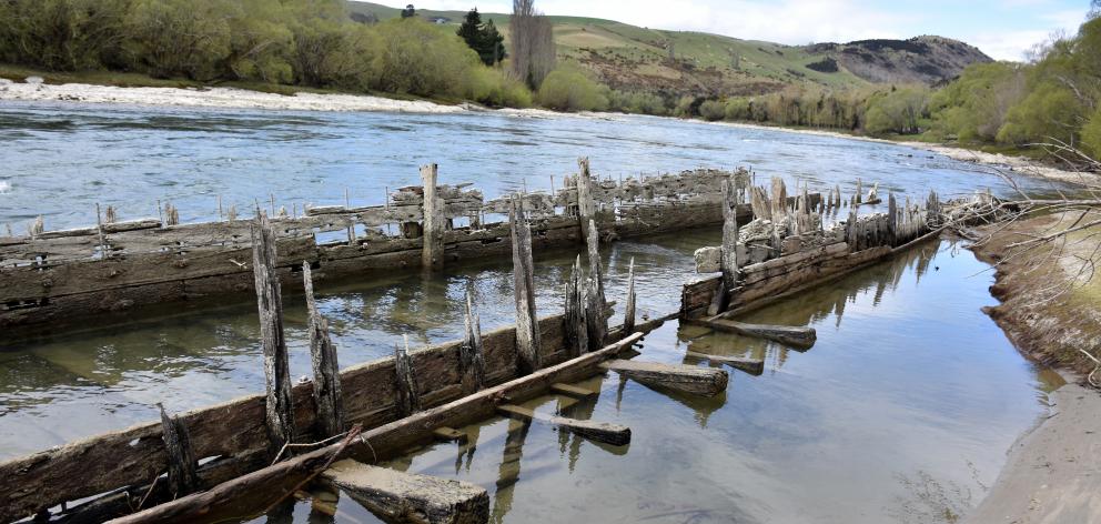 Remains of Golden Treasure by Millers Flat.PHOTOS: ANNE WALDERS