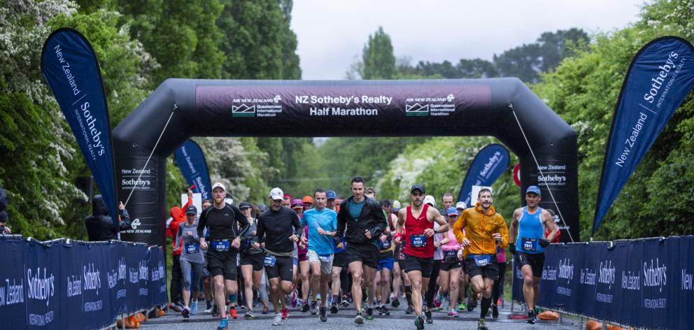 Queenstown half-marathon runners begin their race on Saturday. PHOTOS: GEMMA WELLS
