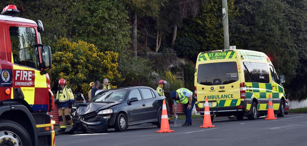 car crashes into parked car in brockville otago daily times online news
