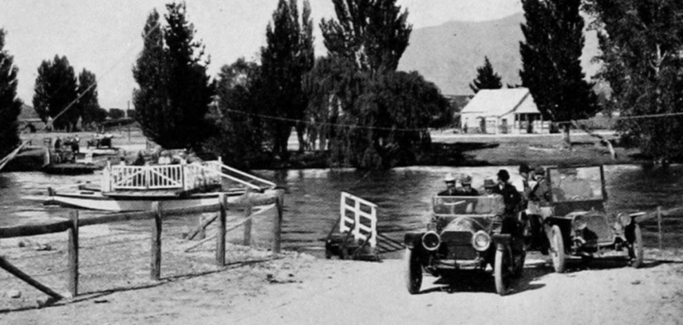 The punt in 1913.