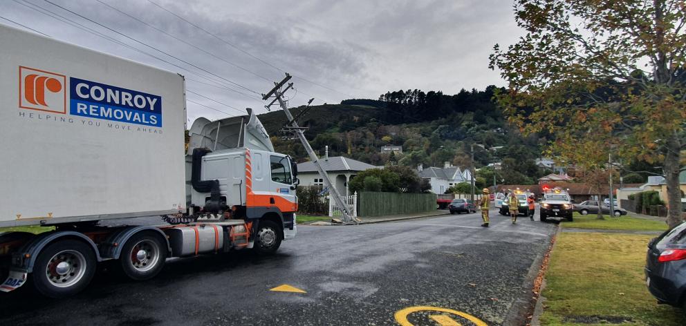 The Conway Removals trucks smashed into a pole at the intersection of Beechworth St and Ainslee Pl. Photo: Vaughan Elder