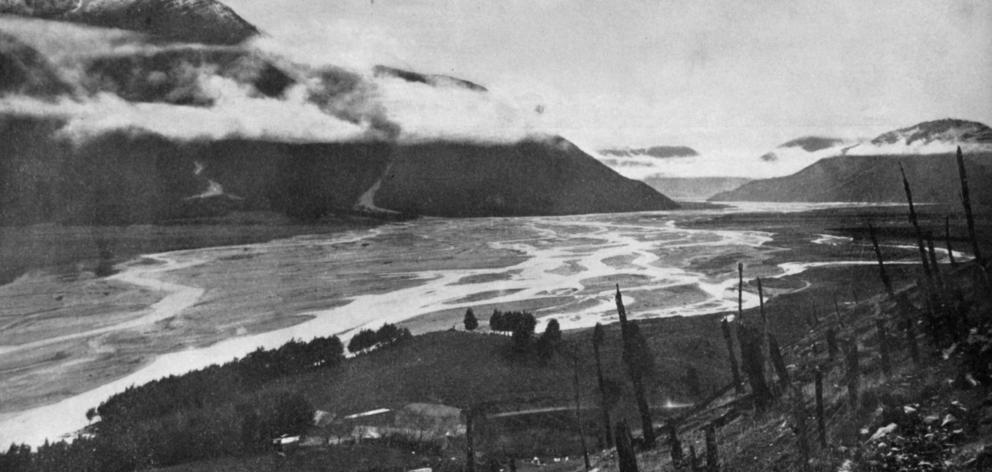 Waimakariri River, Canterbury, looking down from above the Bealy. - Otago Witness 2.8.1921