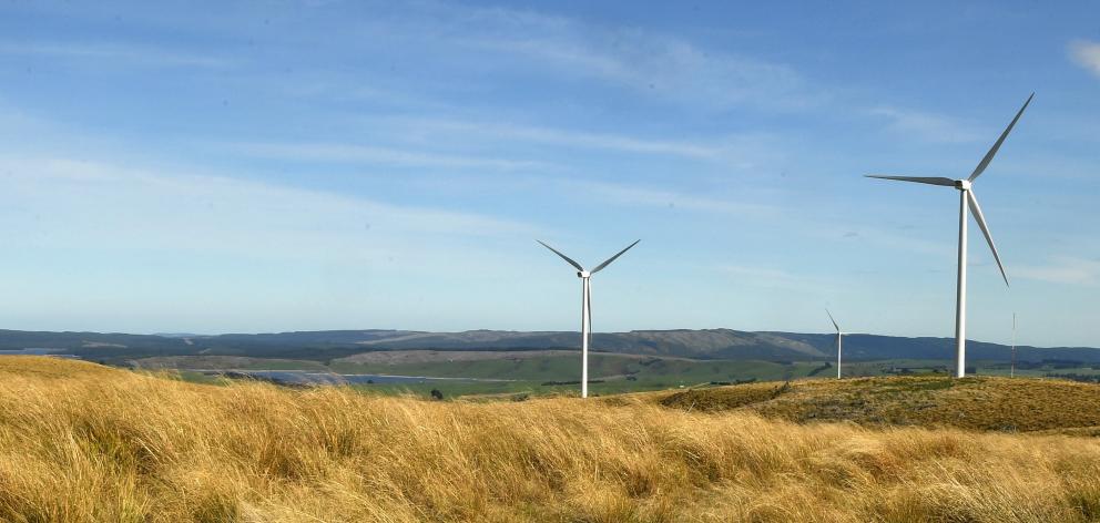 The Mahinerangi Wind Farm on the north side of Lake Mahinerangi. The Climate Change Commission...