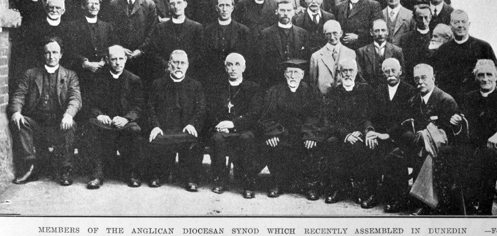 Members of the Anglican diocesan synod which recently assembled in Dunedin. — Otago Witness, 8.11...