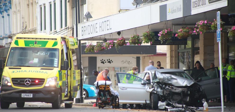 The crash happened at the corner of Thames St and Wear St this morning. Photo: Rebecca Ryan