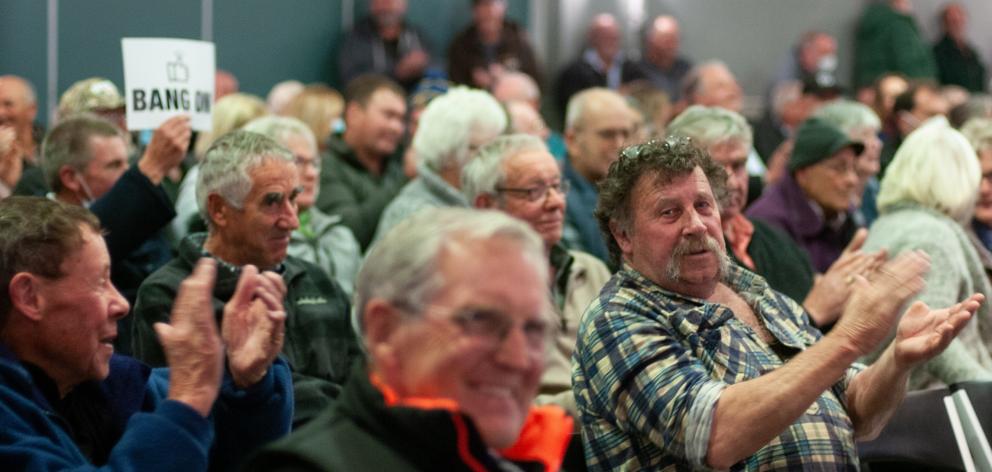 Almost 200 people packed the Alexandra Memorial Hall for the first of Groundswell NZ’s public...