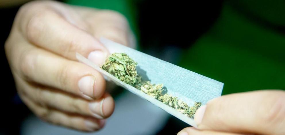 Twenty-five organisations have written to the government asking for drug laws to be overhauled....