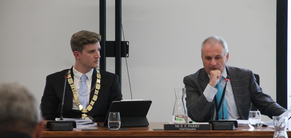 Gore Mayor Ben Bell (left) and Gore District Council chief executive Steve Parry. Photo: ODT files