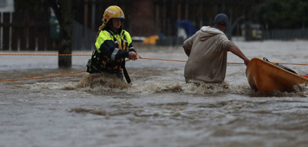 Emergency responders and everyday Auckanders were described by as the "true heroes" by former...