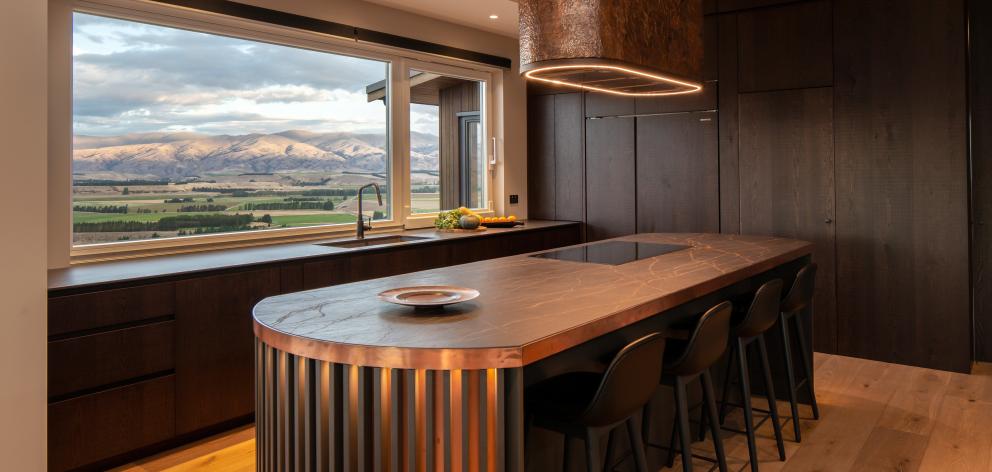 Central Otago kitchen by Nicola Manning of NM Design, Auckland
