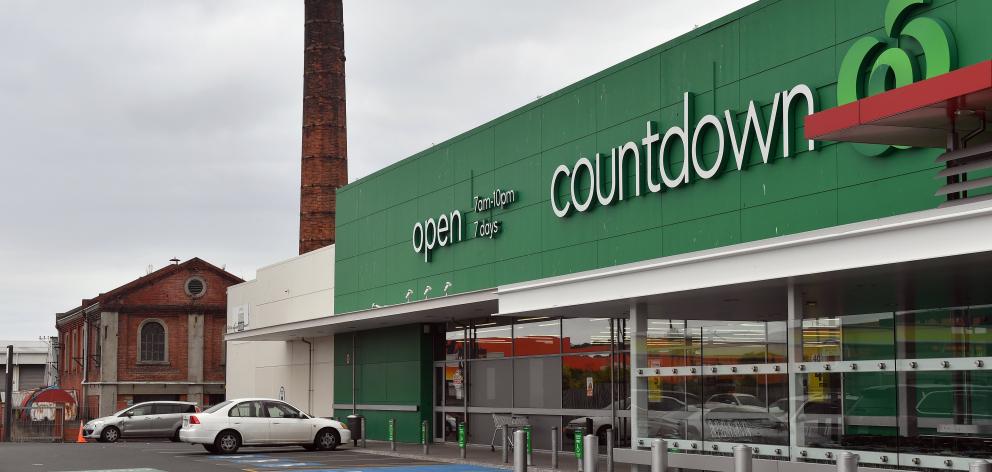 Countdown Dunedin South, 323 Andersons Bay Rd. PHOTO: ODT FILES