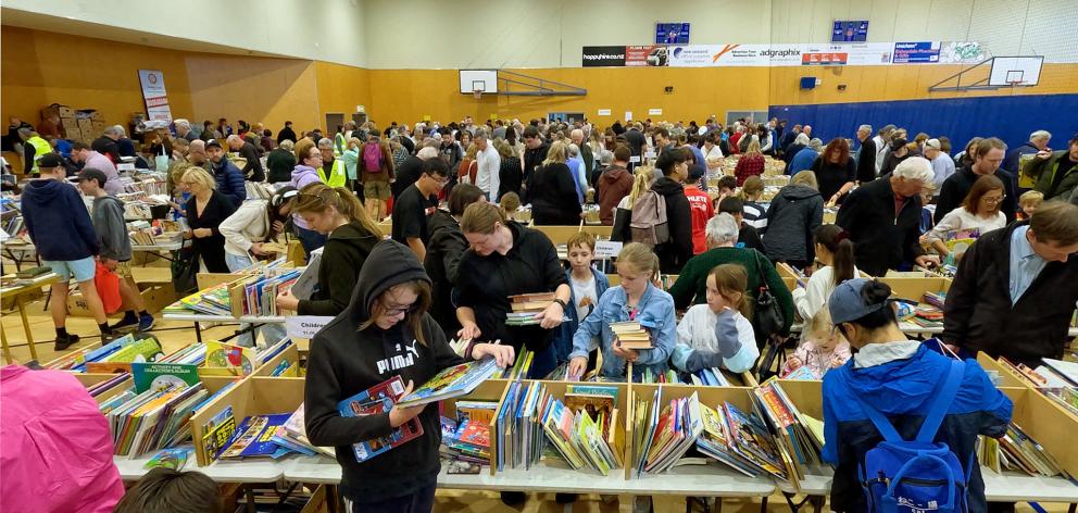 Up to 6000 bargain-hunters are expected at the annual BOOKarama book sale over the weekend. PHOTO...