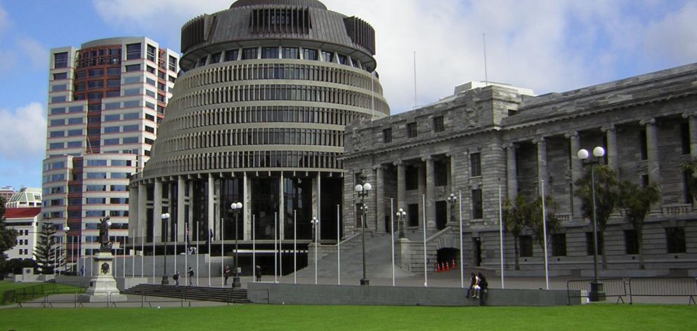 Bowen_House_Beehive_Parliament.JPG