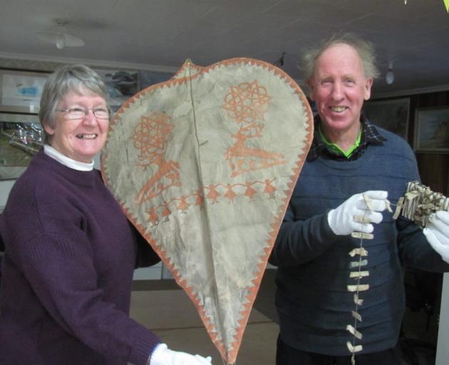 Elwyn and Peter Lynn with the 1773 Dutch pear-top kite. PHOTO: FILE