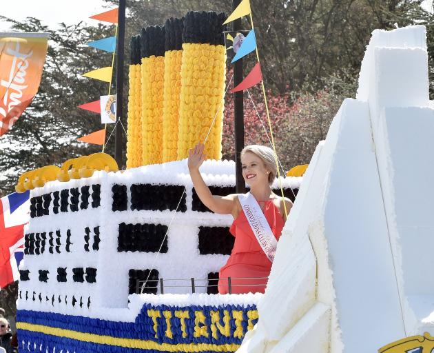 Taryn Gray on the combined Lions club of Alexandra Titanic float at the 2016 festival. Photo: Craig Baxter 