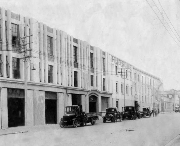 A mid to late-1920s photograph of the R Hudsons and Co factory frontage in Cumberland St, Dunedin.
