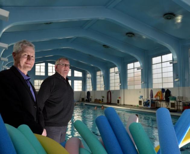 Otago Therapeutic Pool Trust secretary-treasurer Neville Martin (left) and Bendigo Valley Sports and Charity Foundation trustee Michael Brosnan hope a $50,000 grant could yet lead to a reprieve for the Dunedin physio pool, which is due to close in Decembe