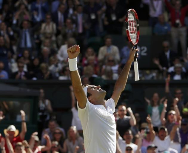 Roger Federer performed not one, not two, not three but four great escapes during a nerve-shredding Wimbledon quarter-final. Photo: Reuters